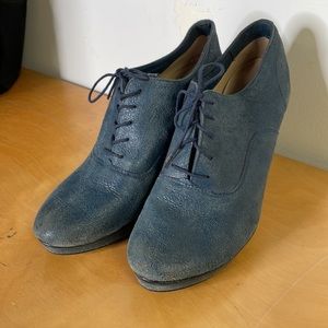 Repetto small platform lace up high heel size 38